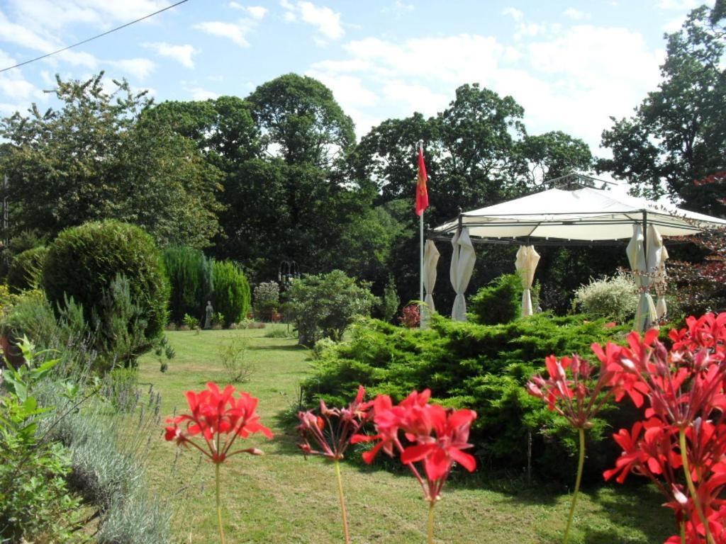 La Chevallerie B&B Isigny-le-Buat 외부 사진